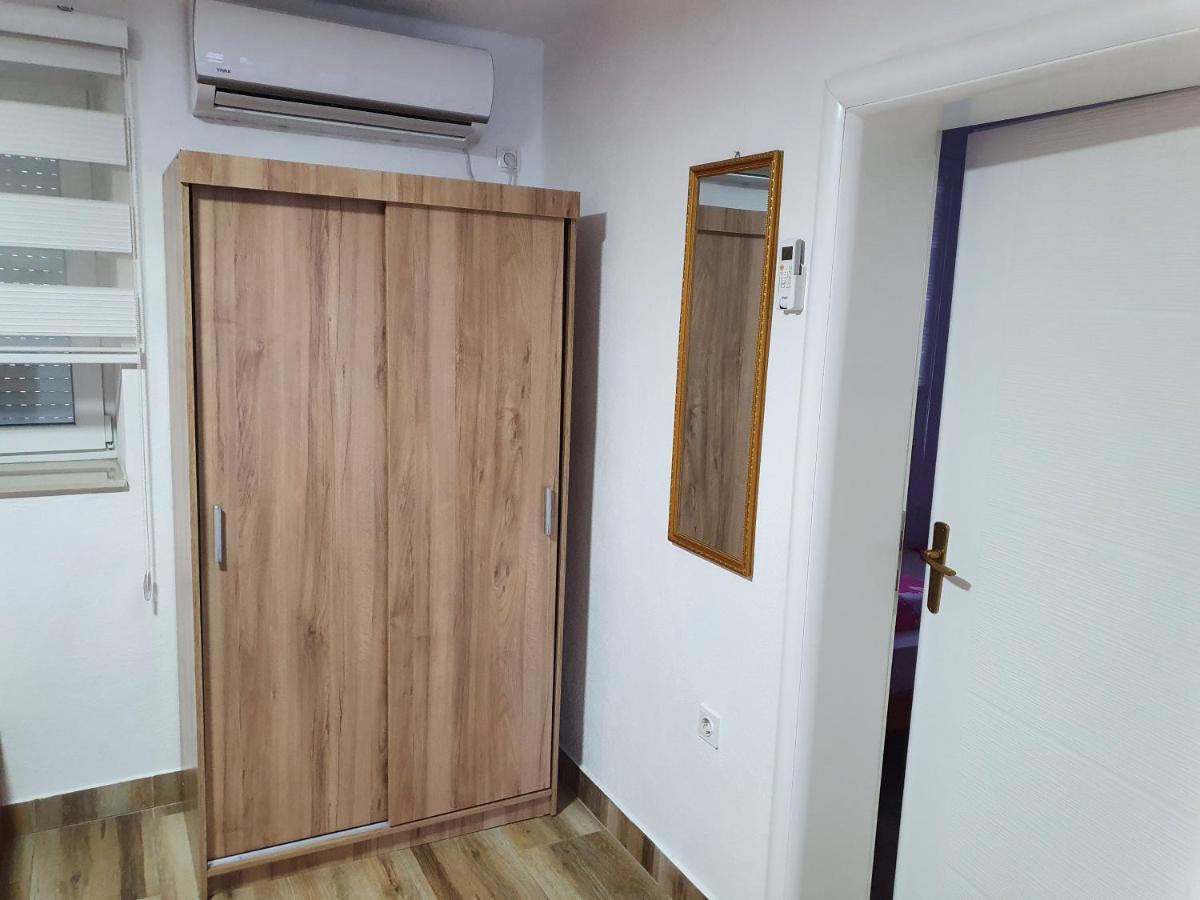 Family Apartment Near Old Town 모스타르 외부 사진